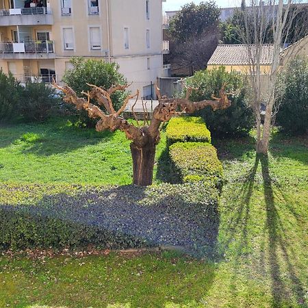 Les Tourterelles D'Avignon 2 Apartment ภายนอก รูปภาพ